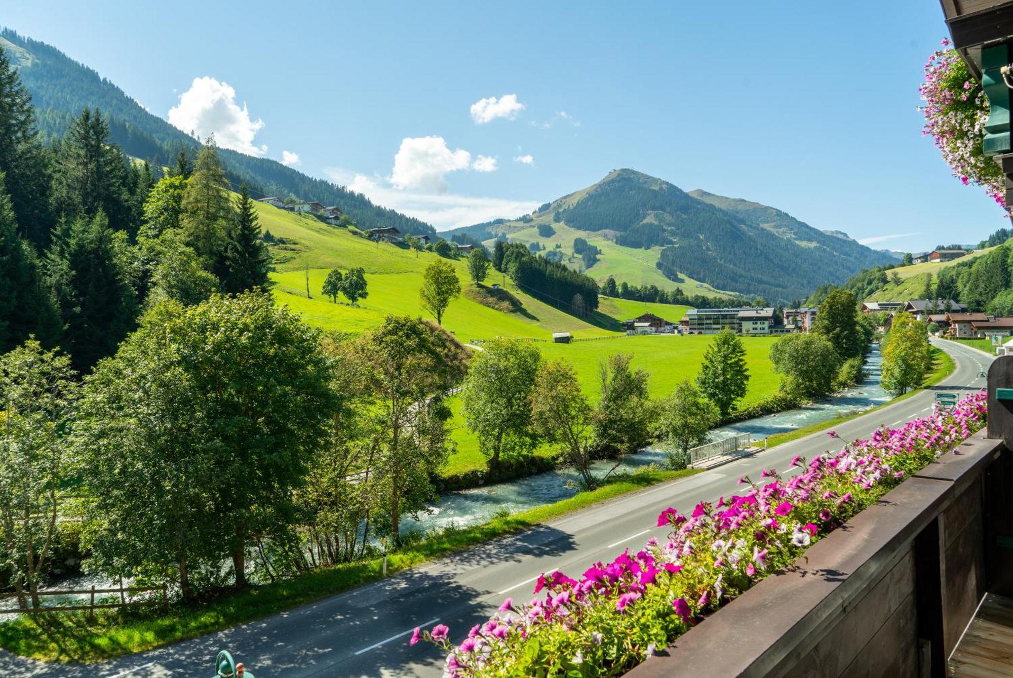 Villa Austria Saalbach Exteriör bild